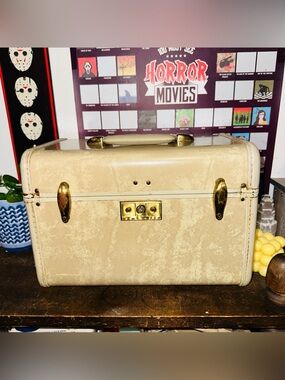 Vintage Samsonite Streamlite 1950’s Train Case Makeup Cosmetic Carrying Case